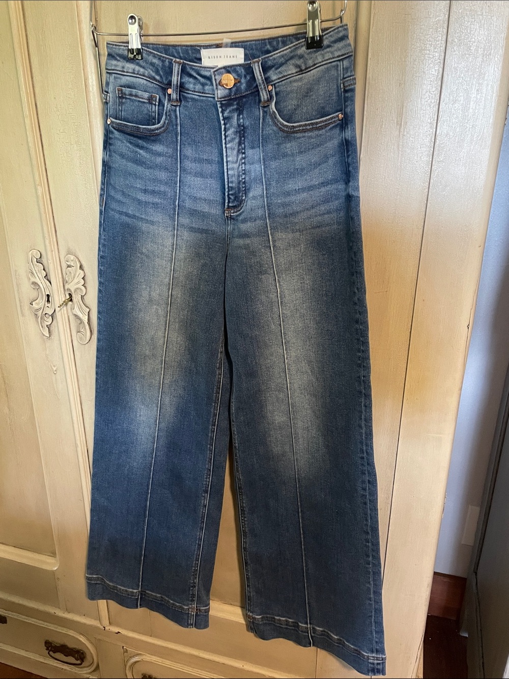High-Rise Wide-Leg Jeans in Washed Blue